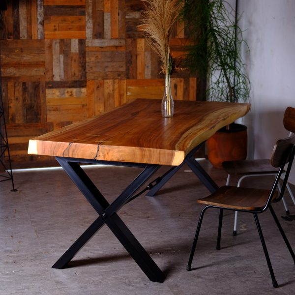 Woodslab Dinning Table 8 scaled