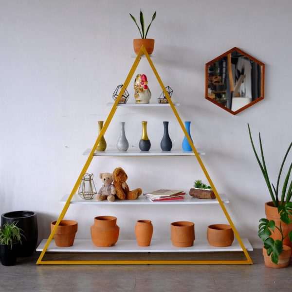 Triangle Shelf 2