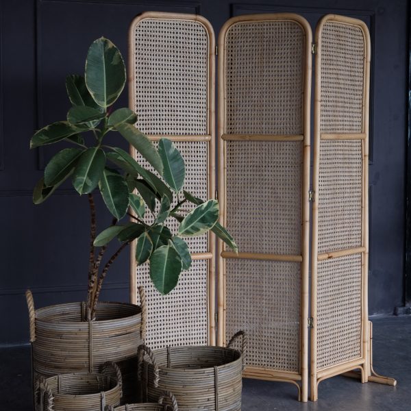 Kelly Rattan Partition 10 scaled
